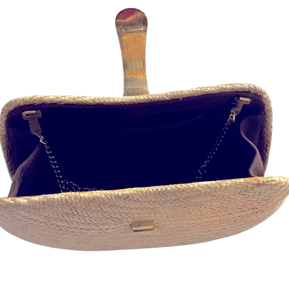 Clutch Woven with‎ gold chain Y2K